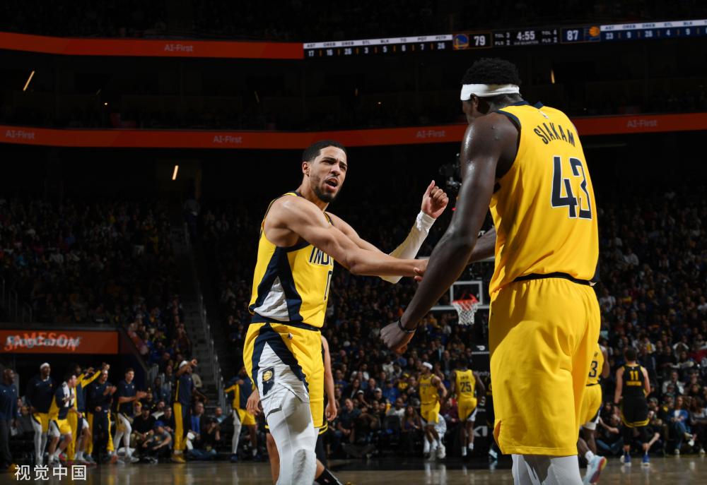 助球队完成 助球队完成